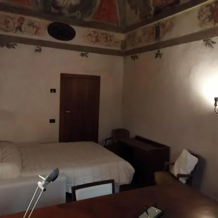 Apartmán Palazzo Cinquecentesco Con Giardino Interno